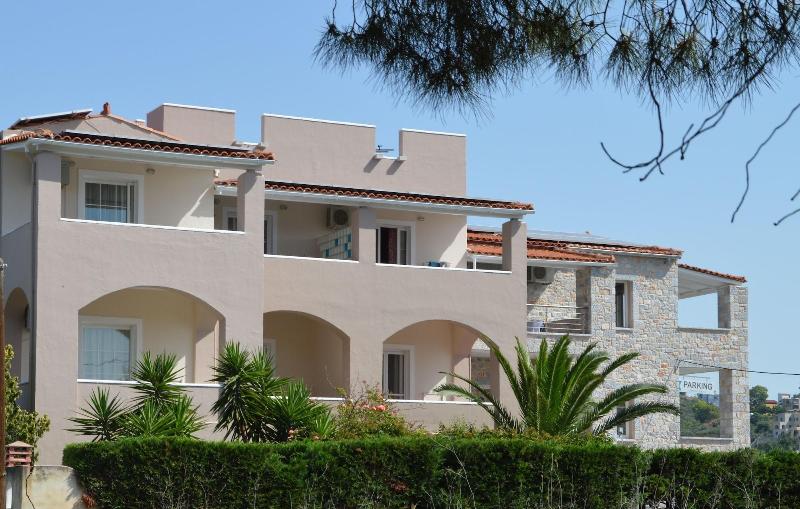 Diamond Palace Apartments image