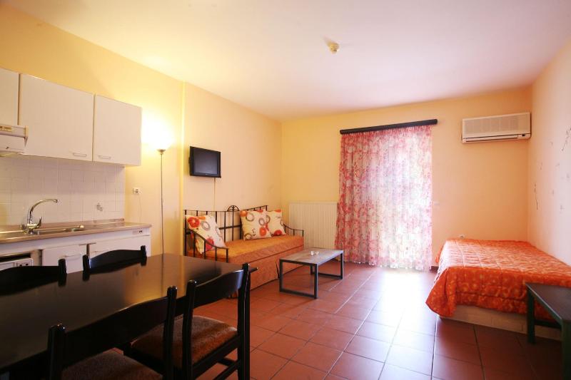 Diamond Palace Apartments image