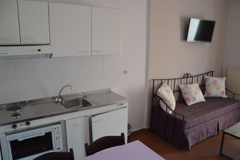 Diamond Palace Apartments image