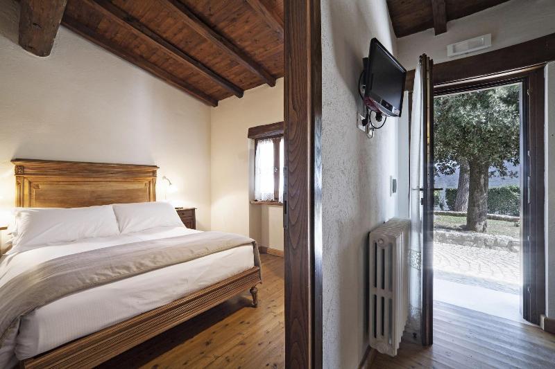 Agriturismo La Cerra image