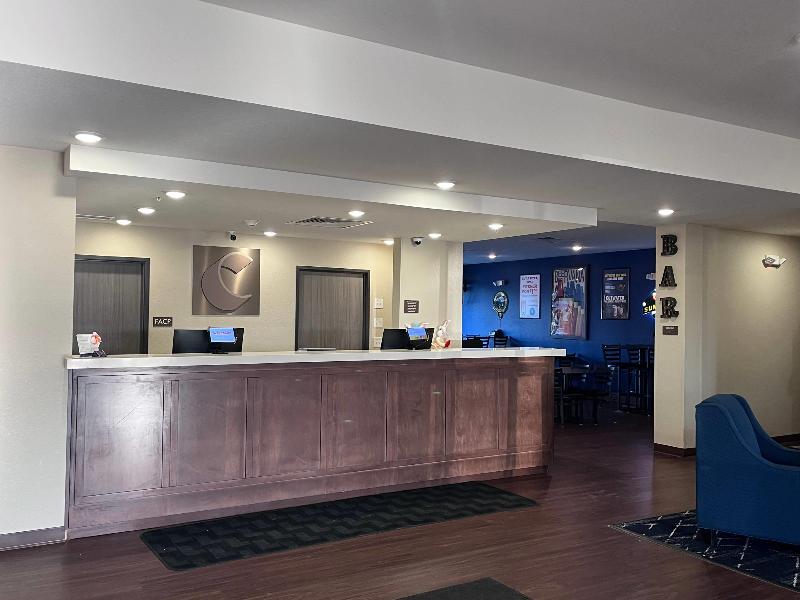 Comfort Inn & Suites Mankato image