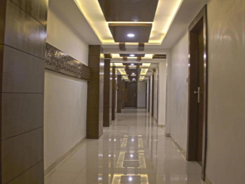 Oyo 2503 Hotel Amber image