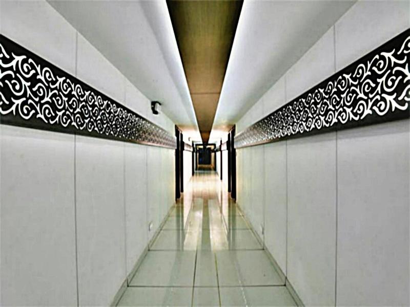Oyo 2503 Hotel Amber image