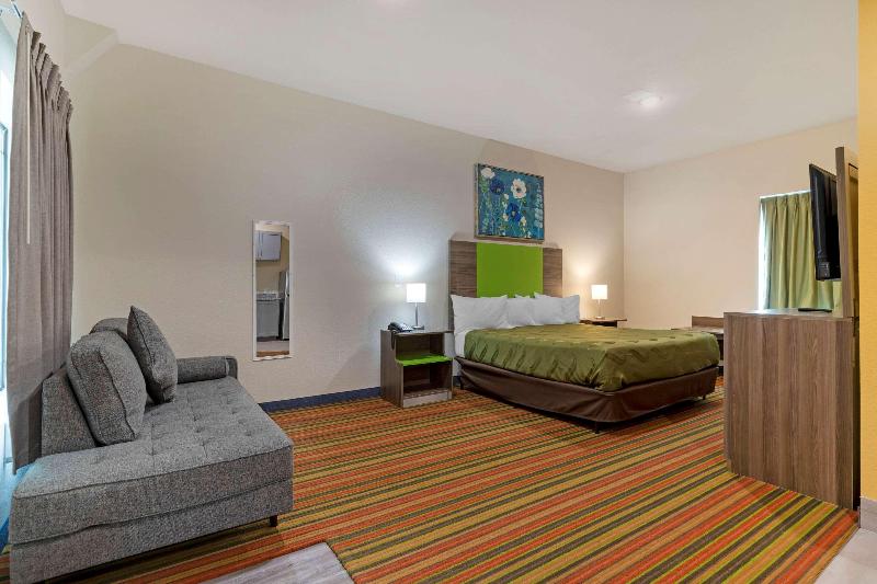 Quality Inn & Suites Elgin image