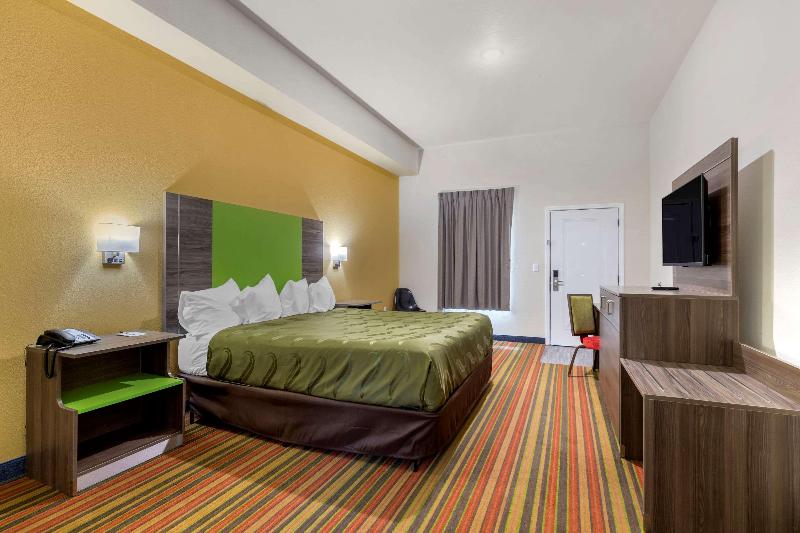 Quality Inn & Suites Elgin image