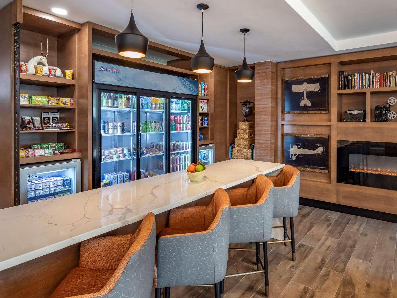 Comfort Inn JFK Airport image