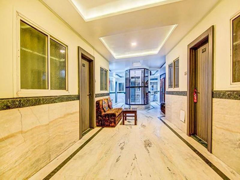 Fabhotel Ct Palace