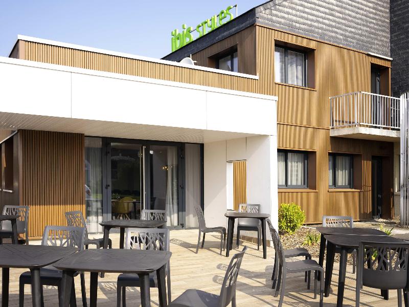 ibis Styles Fougères image