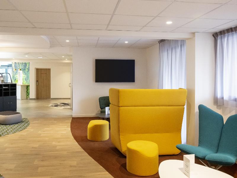 ibis Styles Fougères image