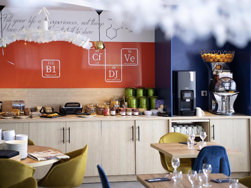 ibis Styles Fougères image