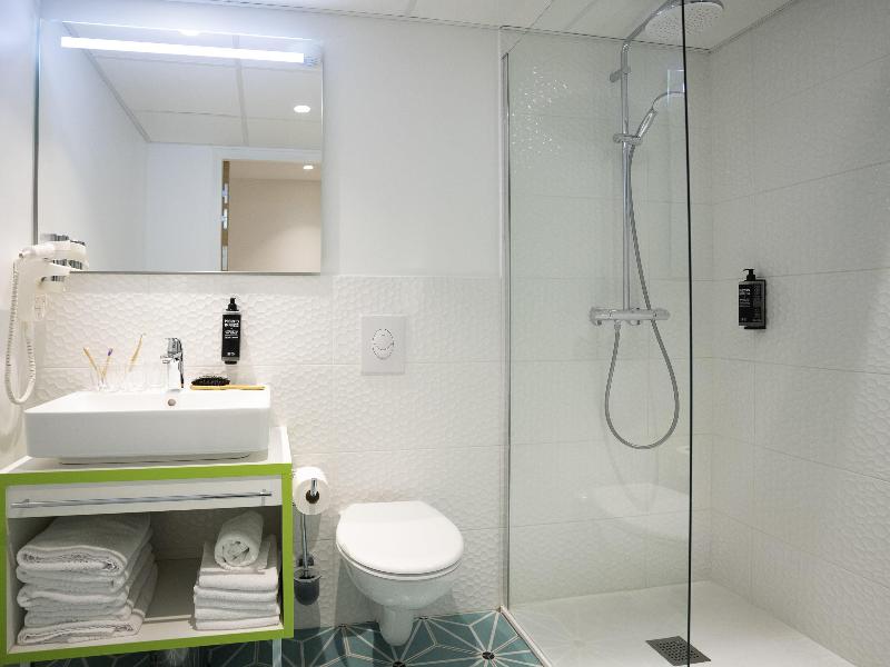 ibis Styles Fougères image