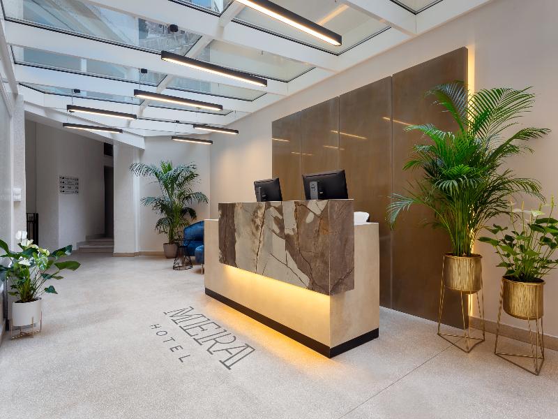 Mera Hotel image