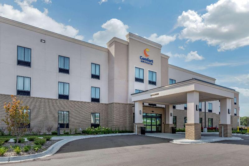 Comfort Inn & Suites -Clarkston image
