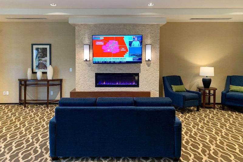 Comfort Inn & Suites -Clarkston image