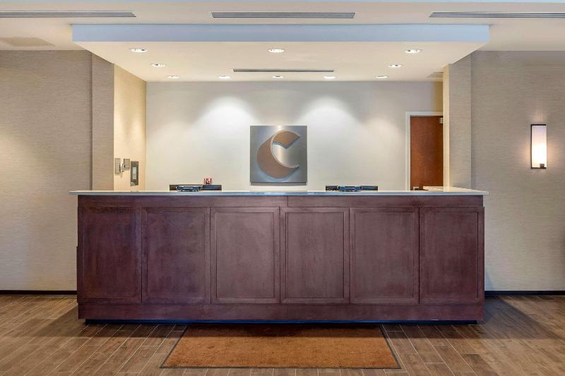 Comfort Inn & Suites -Clarkston image