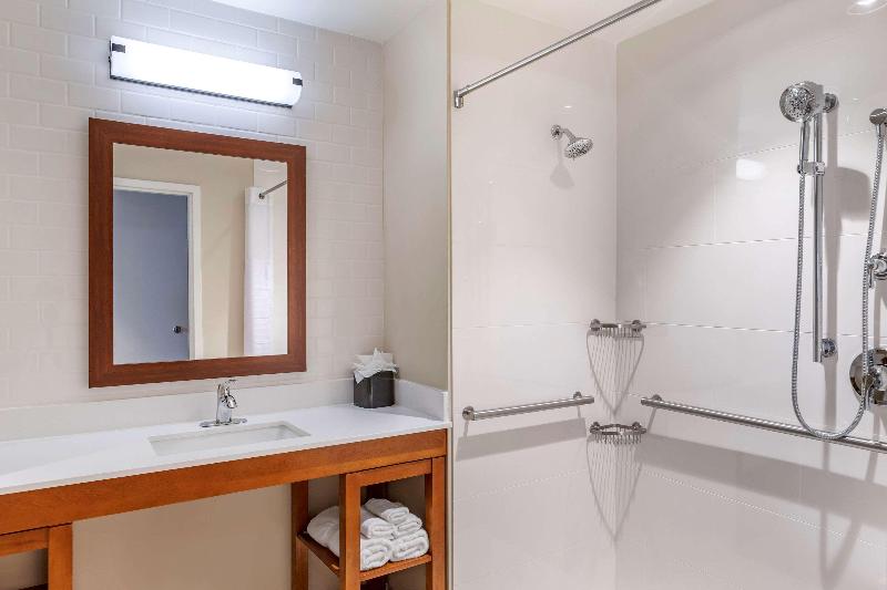 Comfort Inn & Suites -Clarkston image
