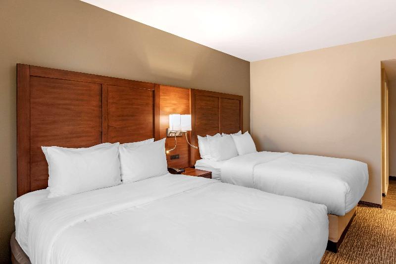 Comfort Inn & Suites -Clarkston image