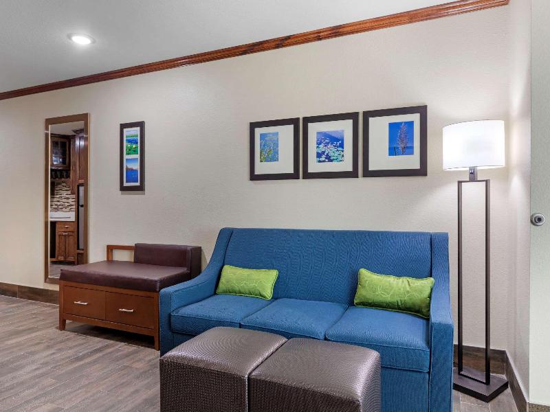 Comfort Suites West Monroe near Ike Hamilton E.C image
