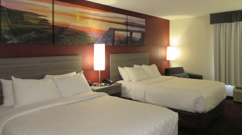 Clarion Pointe Evansville North image