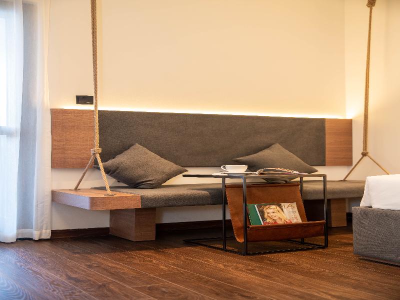Mandala Hotel & Suites Bac Giang image