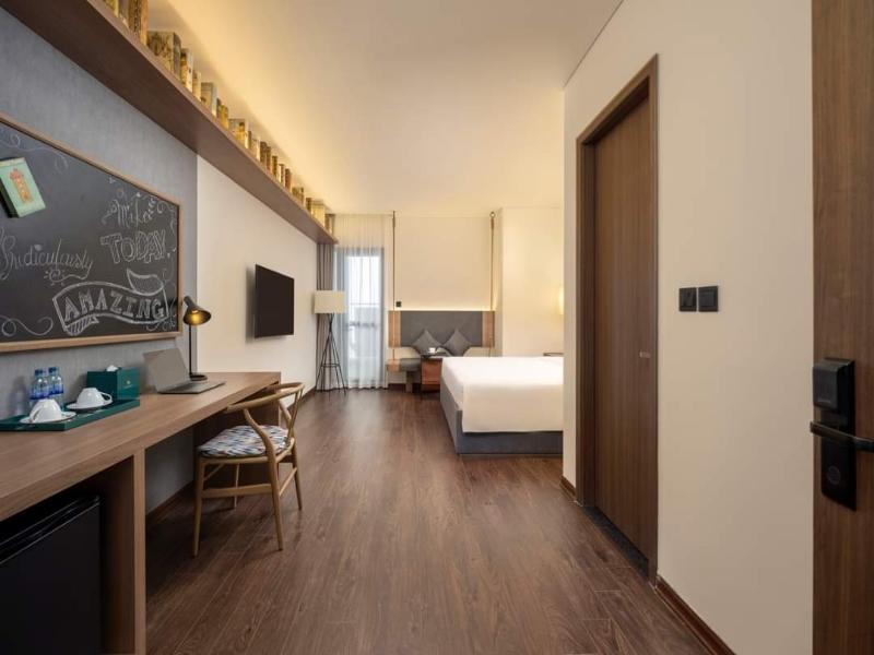 Mandala Hotel & Suites Bac Giang image