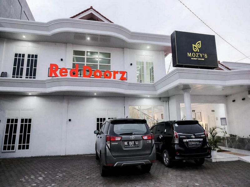 Formerly RedDoorz Plus Syariah near Museum Lampung