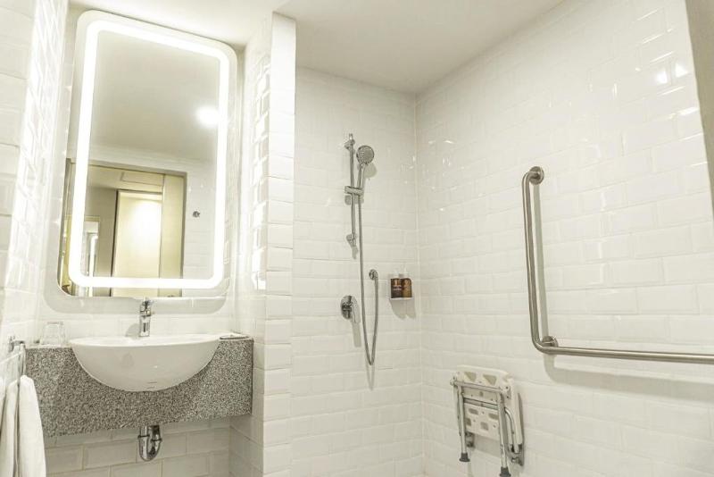 Yello Hotel Jambi image
