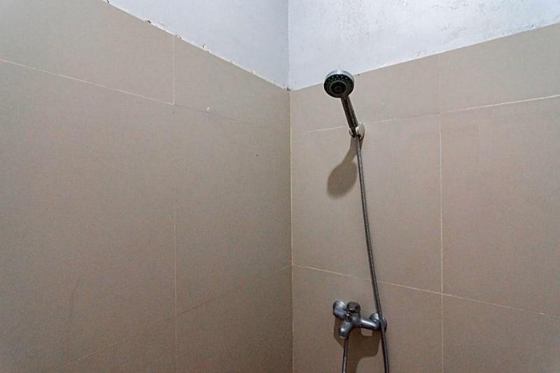 Formerly RedDoorz Syariah Plus @ Tuparev Cirebon 3 image