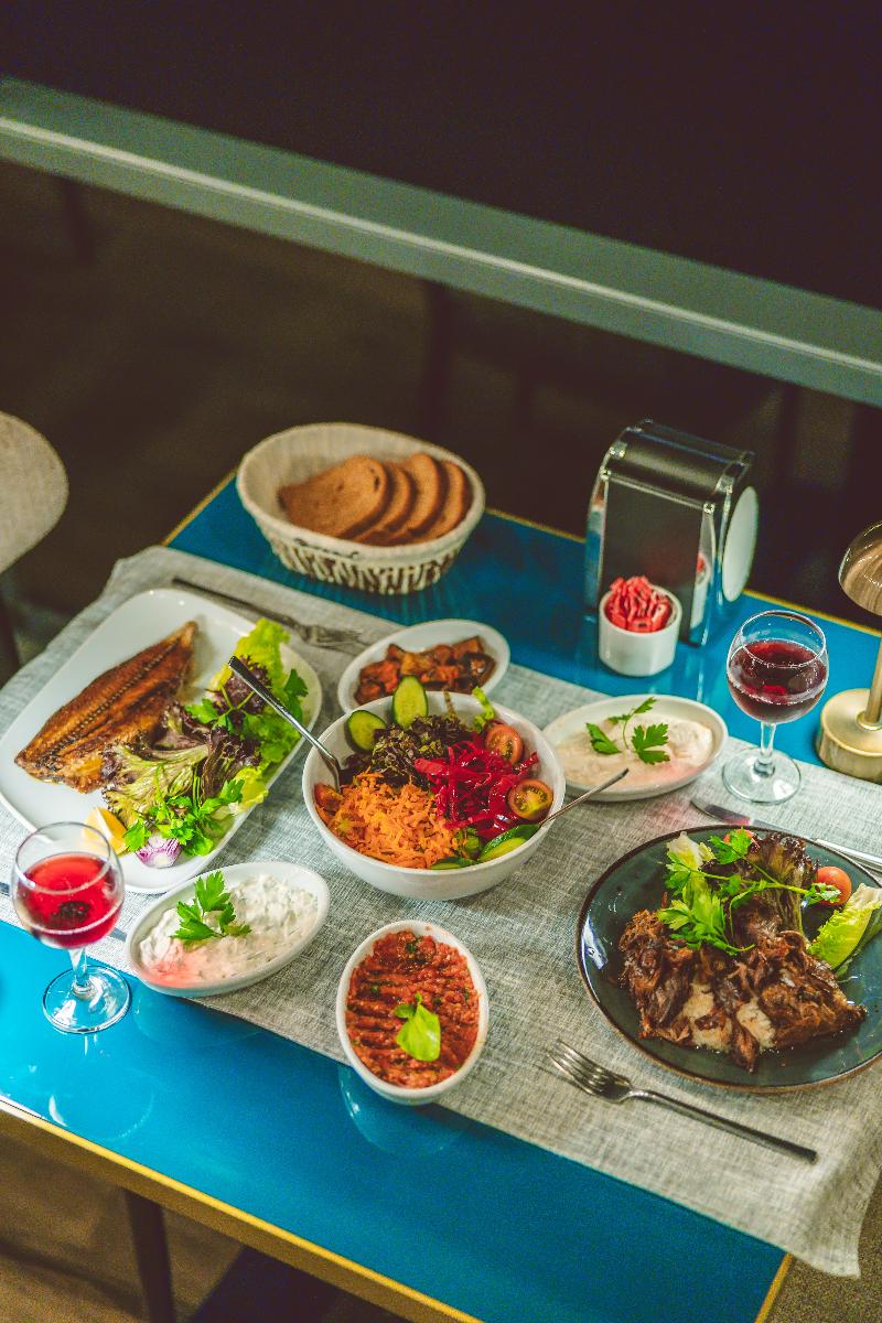 Food & Beverage