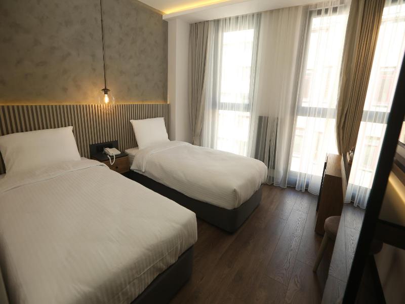 Moja City Hotel image