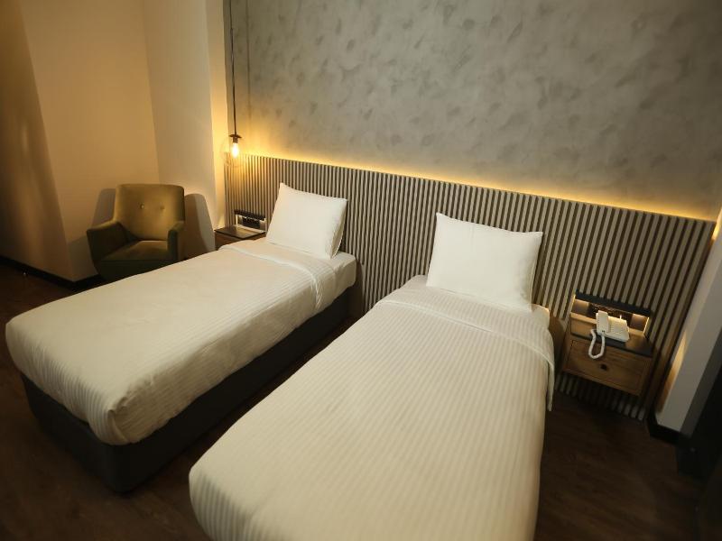 Moja City Hotel image