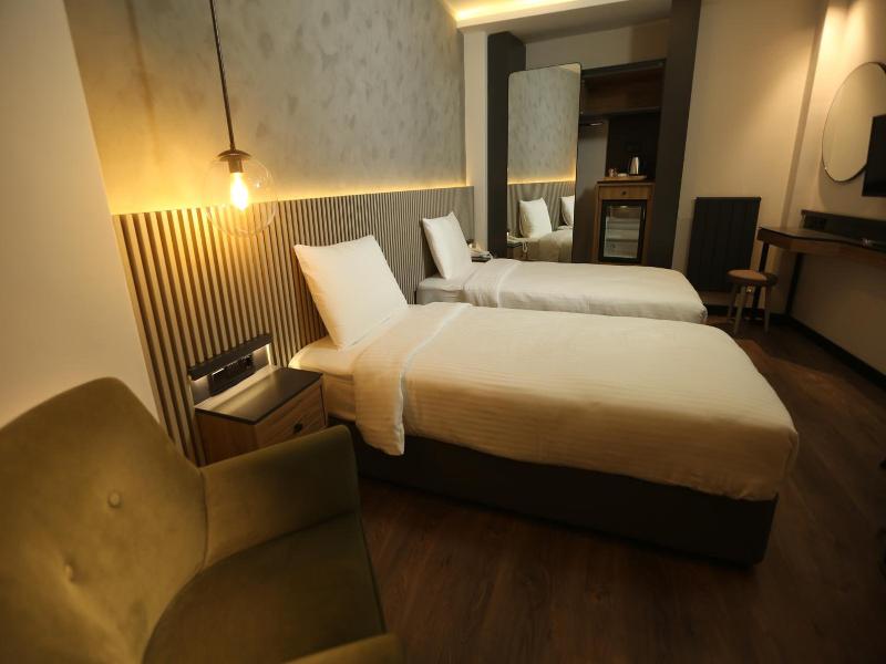 Moja City Hotel image