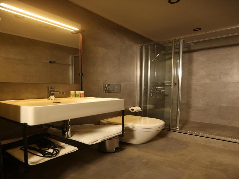 Moja City Hotel image