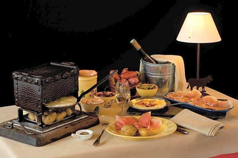 Hotel la Cremaillere image