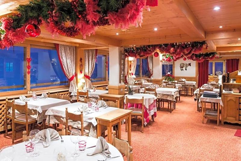 Hotel la Cremaillere image