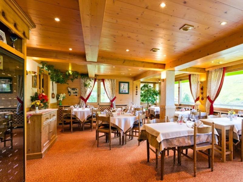 Hotel la Cremaillere image