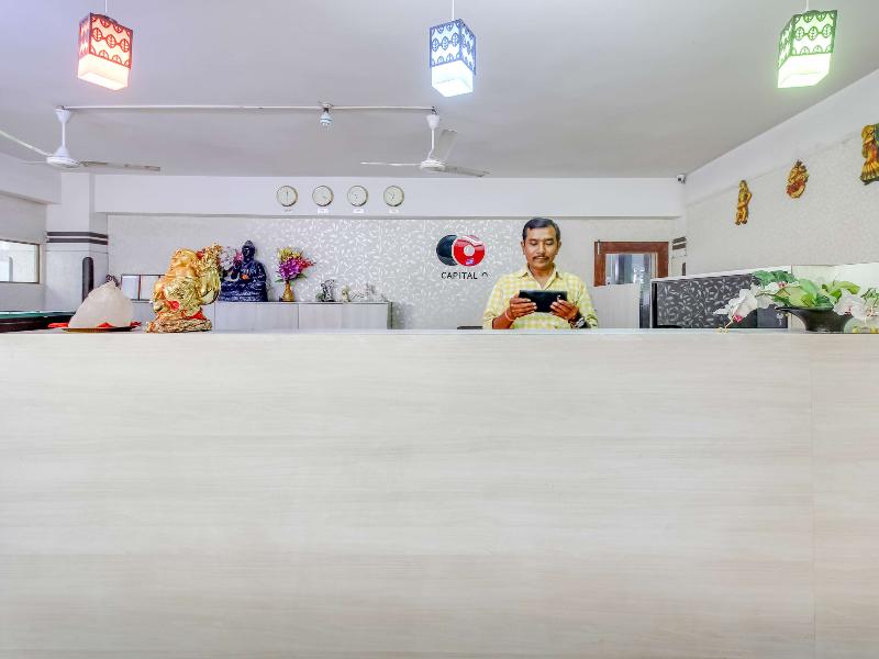 Capital O 61839 Scrummys Kondapur