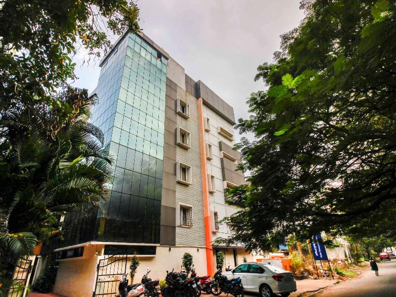 Capital O 68918 Sravya Grand Residency — general view