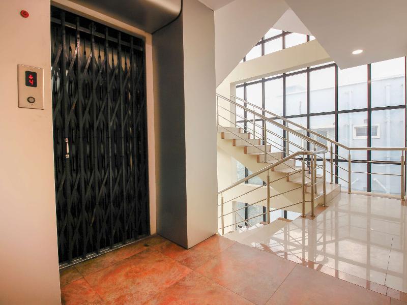 Capital O 68918 Sravya Grand Residency – Hyderabad, IN