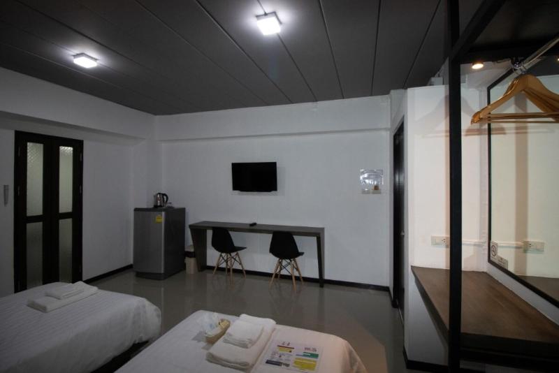 The 168 Gallery Residence by ZUZU image