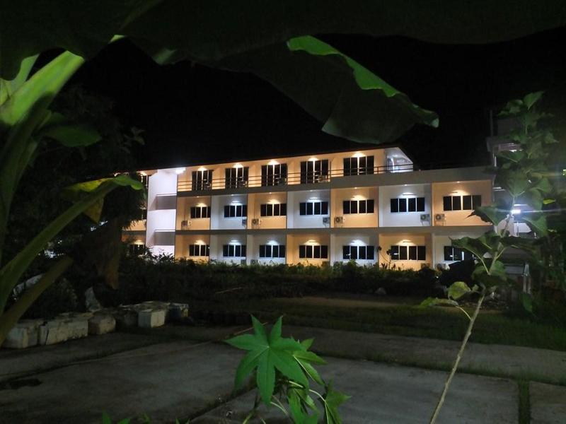 Be Fine Sabuy Hotel and Resort by ZUZU image