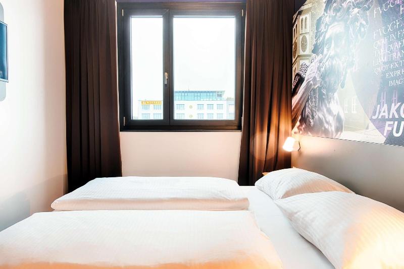 B&B HOTEL Augsburg-West image