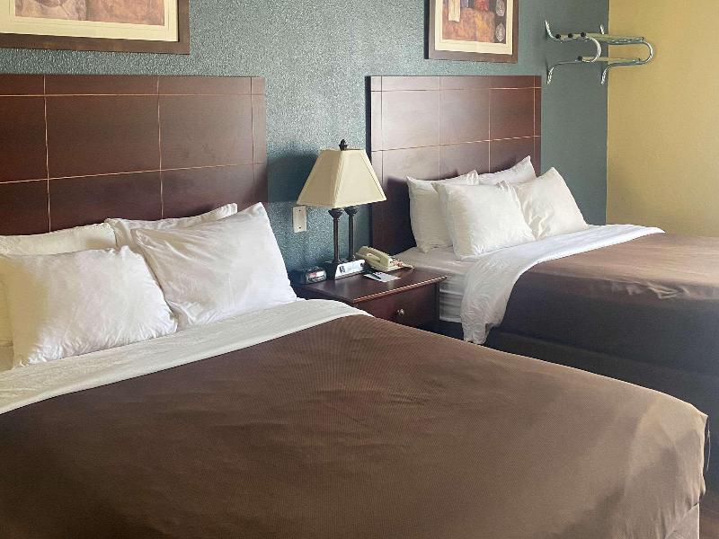 Suburban Extended Stay Buffalo image