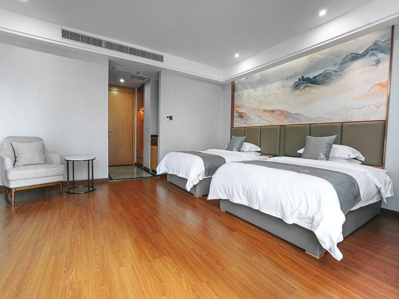 Greentree Eastern Anshun Town Huangguoshu Avenue J image