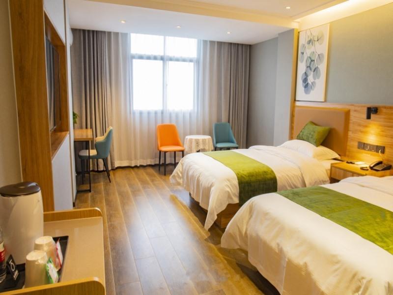 Shell Fuyang Development Zone Xin An Avenue Hotel