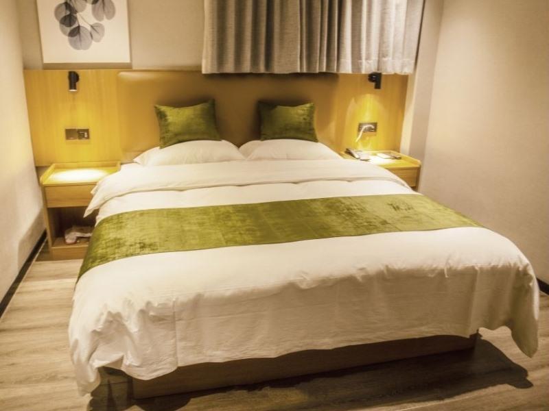 Shell Fuyang Development Zone Xin An Avenue Hotel