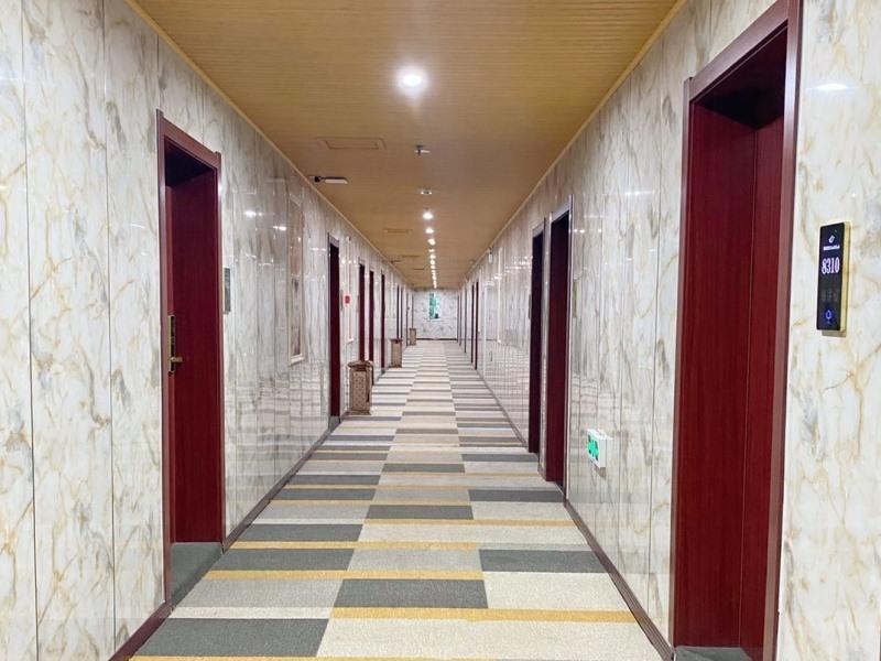 Shell Lu An East Bus Station Hotel
