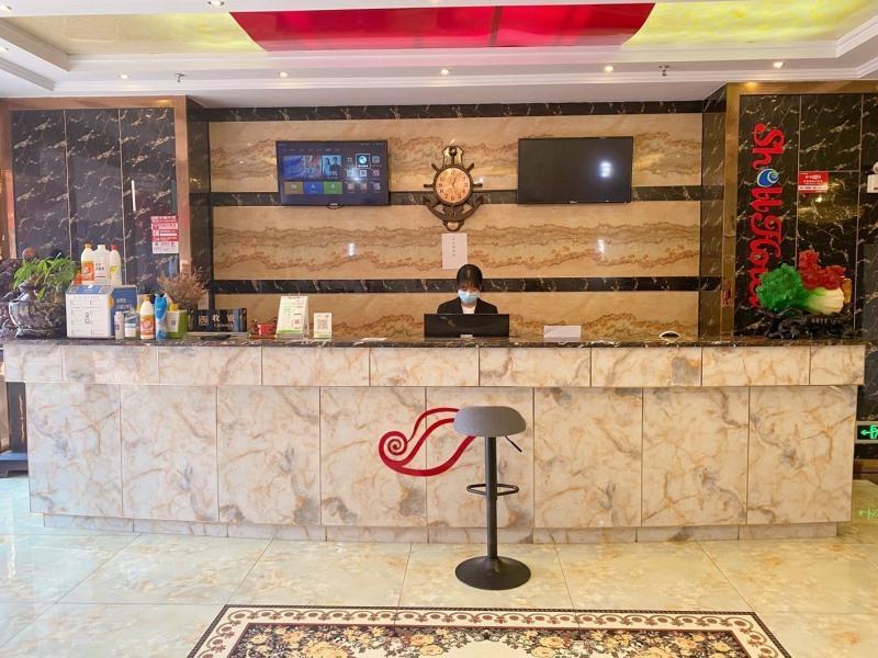 Shell Lu An East Bus Station Hotel