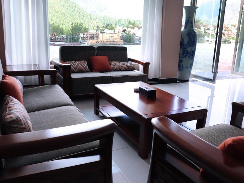 Shell Xizang Rikaze Jilong County Jilong Town Hote