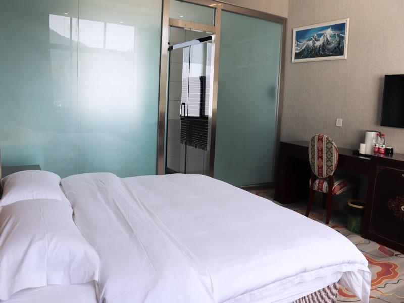 Shell Xizang Rikaze Jilong County Jilong Town Hote